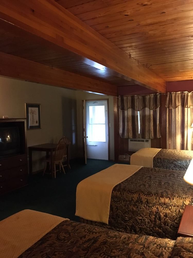 Love Hotels Western Holiday By Oyo At Harlan Lake Ne Alma Exterior foto